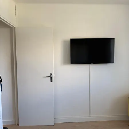 75 Metres Carres Proche Gare Et Tram Apartment Montpellier